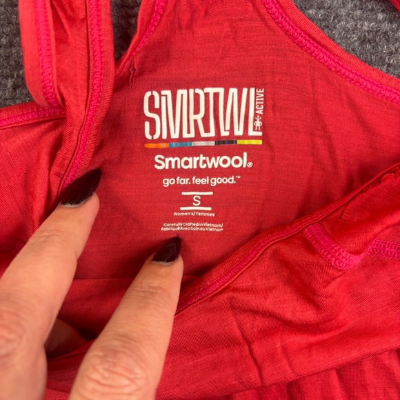 SMARTWOOL Women’s Red Smartwool Active Racerback Athletic Tank Top Size: Small - Picture 6 of 10